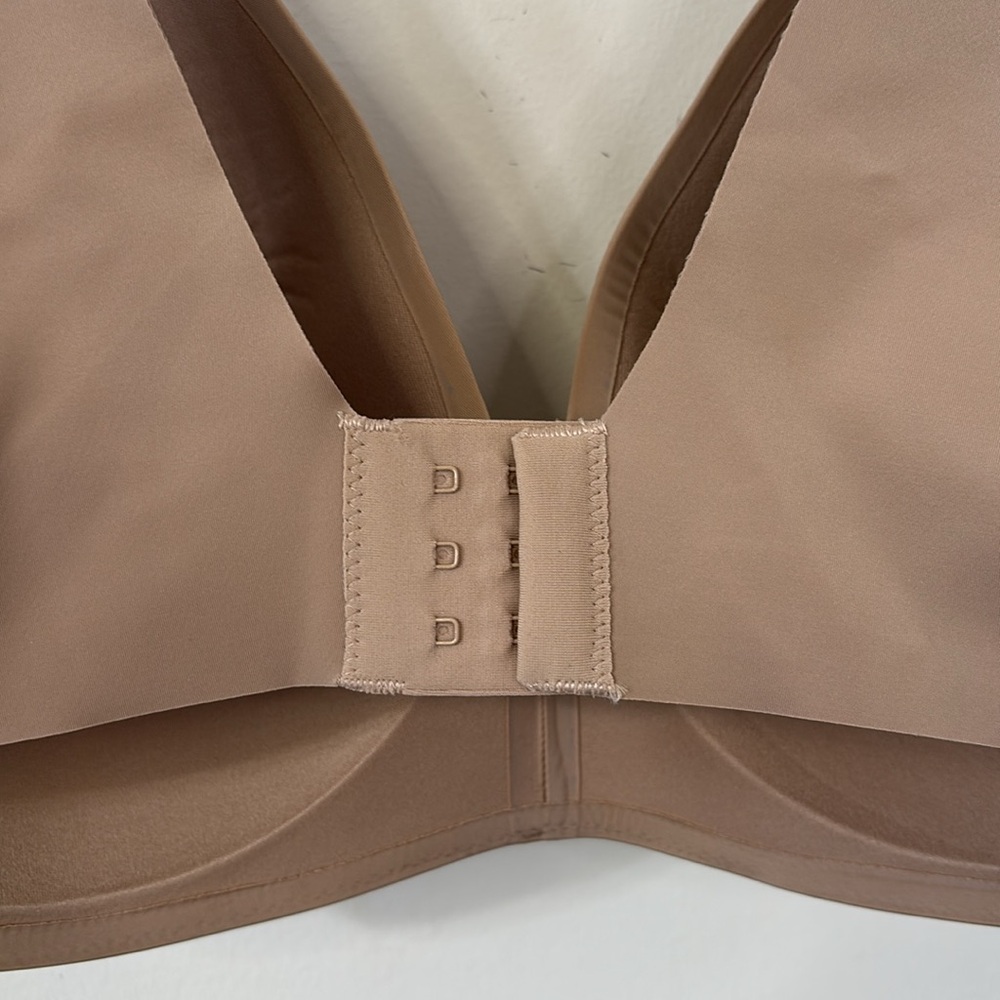 SOMA Vanishing 360 Wireless Bra Warm Amber Size 38DD NWT - Picture 5 of 7